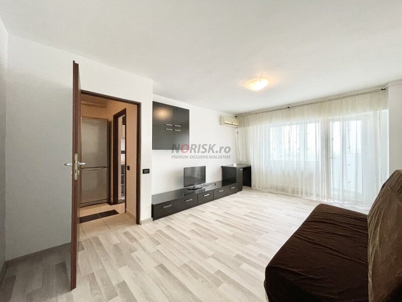 Viilor, garsoniera confort sporit, 41 mp, centrala, gata de mutat.